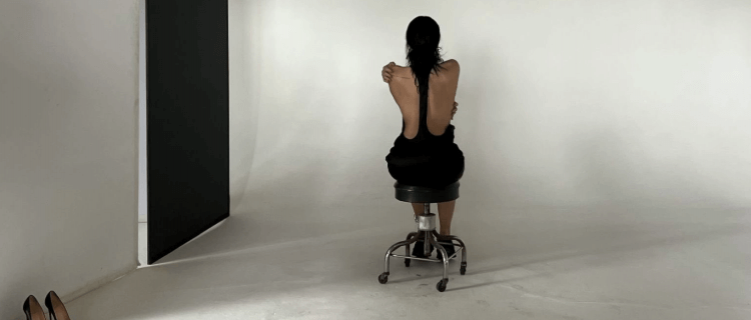Demi Lovato prepara "próxima era" com novas fotos